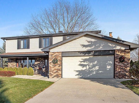 2nd image of 13729 Coghill Ln