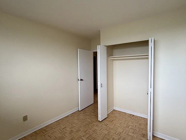 345 Laurier Ave E #706 — Photo 9