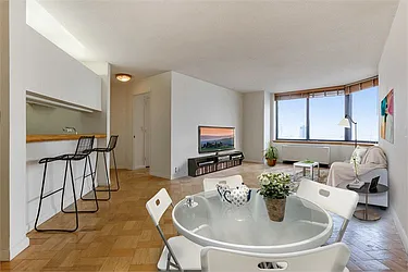 Rented by RES New York