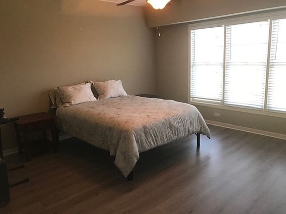4th image of 125 Lakeview Dr Unit 405