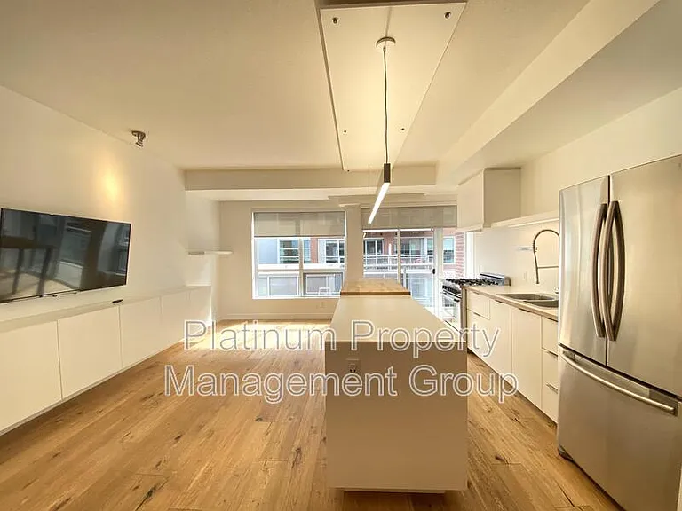63 Inglewood Park SE — Photo 5
