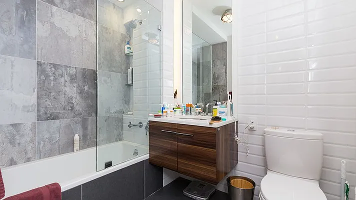 Rented by Nooklyn NYC LLC | media 28