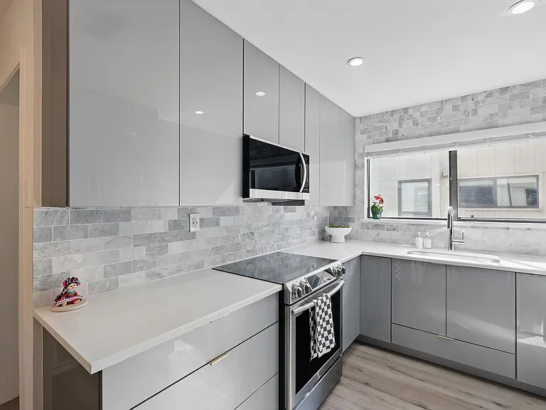 4310 Bowser Ave #109 — Photo 8