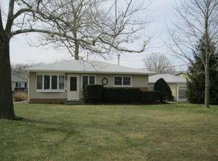 716 Danbury St NE, Cedar Rapids, IA 52402