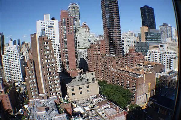 Rented by Addison Property Group | media 16