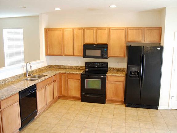 2nd image of 2417 Orange Ave E