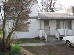 224 E Van Buren St, Athena, OR 97813