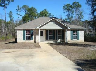 1112 Sycamore St, Ocean Springs, MS 39564