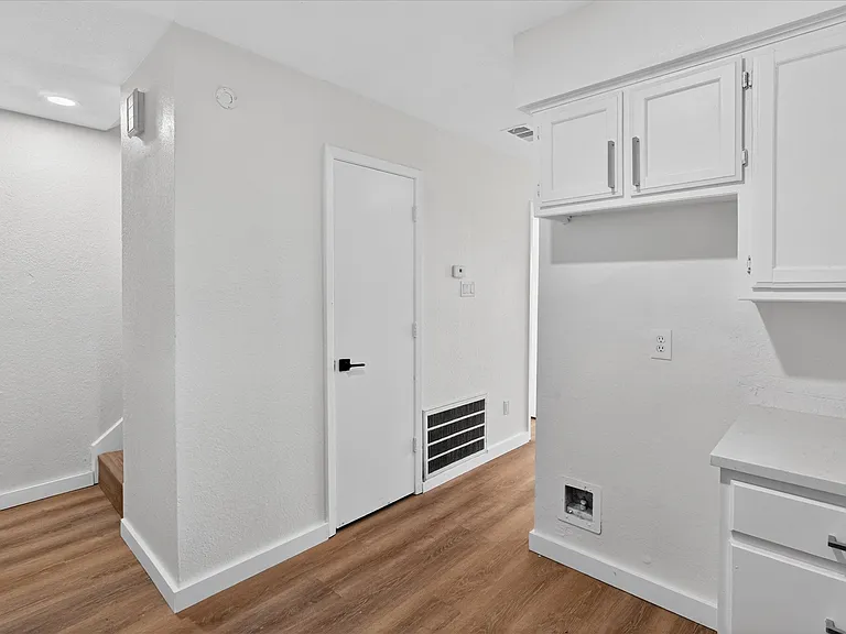 3041 W Sycamore Cir #3045 — Photo 9