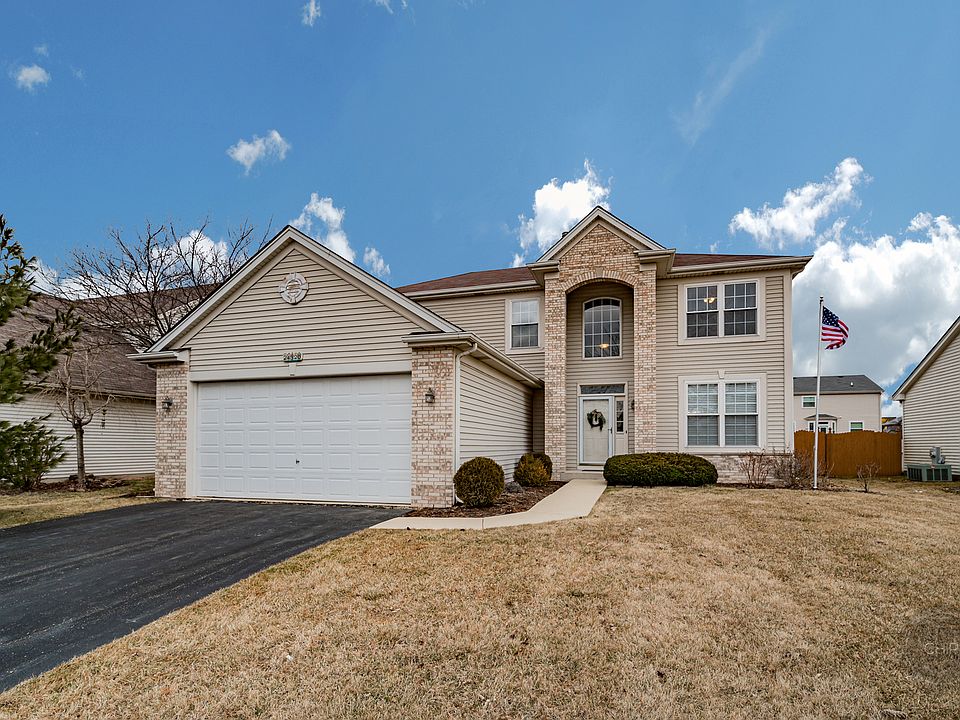 1st image of 24320 W Hemlock Dr