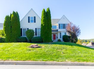 429 Monteray Ln, West Chester, PA 19380