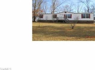 2292 Greenbrook Rd, Trinity, NC 27370