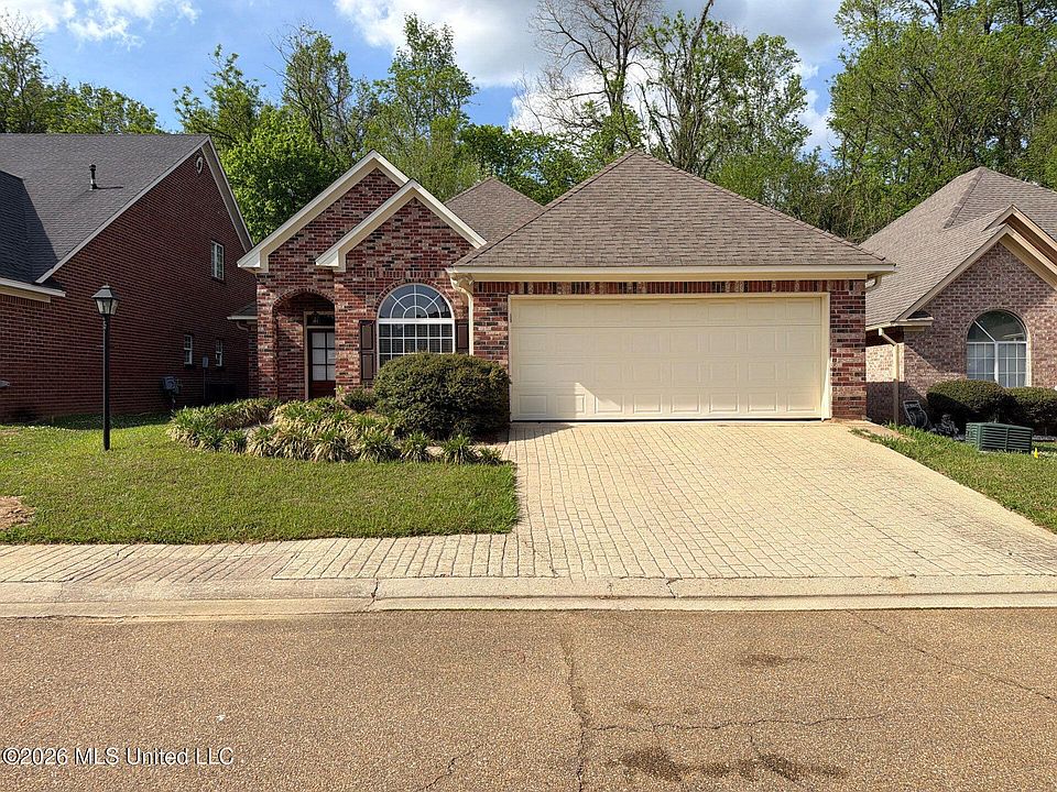 1st image of 240 Pear Orchard Dr