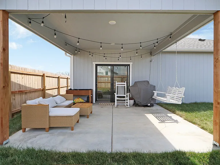 1812 Sutter Woods Rd — Photo 20