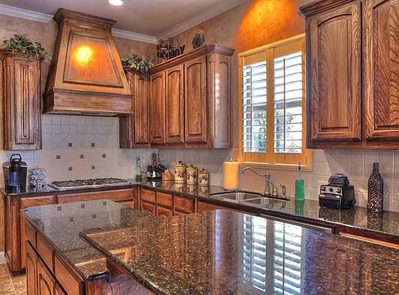 5th image of 6013 Volterra Ct
