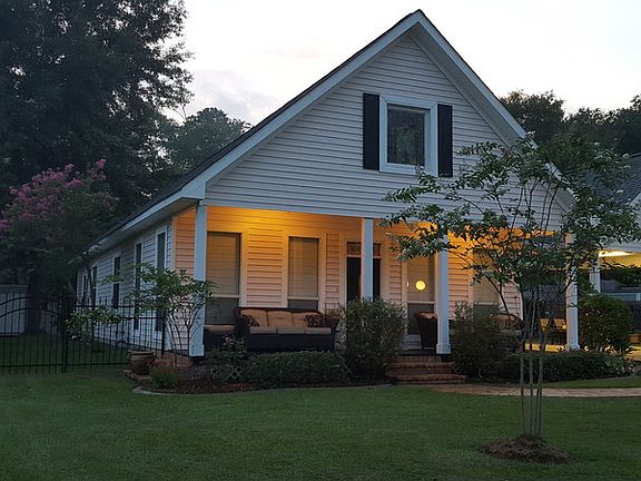 Exterior Left