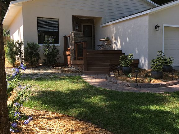 Beautifully landscaped entry