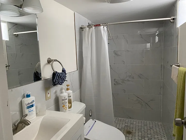 202 Cross St #B — Photo 5