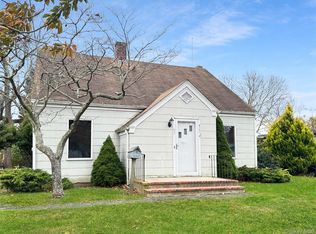 57 Wilmarth Ave, Greenport, NY 11944