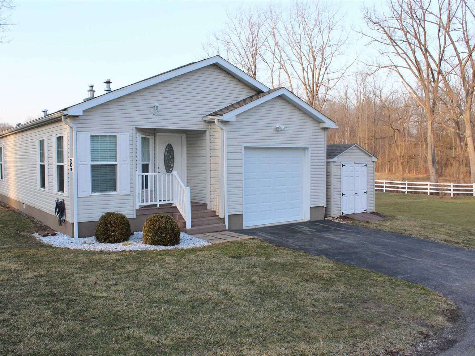 201 Brittany Ter, Rock Tavern, NY 12575 Zillow