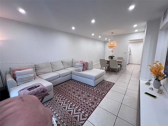 4th image of 15888 SW 95th Ave APT 226