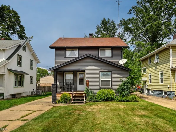 1529 Longfellow Ct NE, Warren, OH 44483