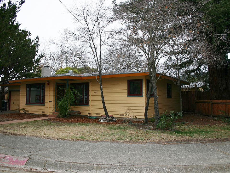 1st image of 323 Hardister Dr