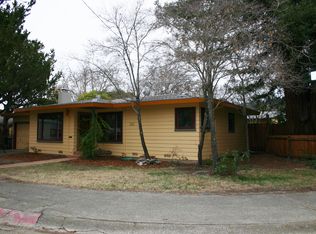 323 Hardister Dr, Cloverdale, CA 95425