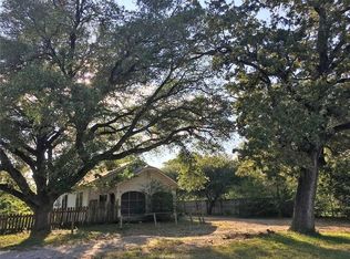 2511 Rountree Dr, Bryan, TX 77801