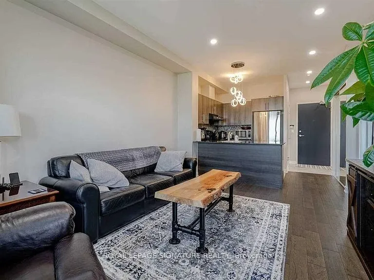 120 Dallimore Cir #926 — Photo 5