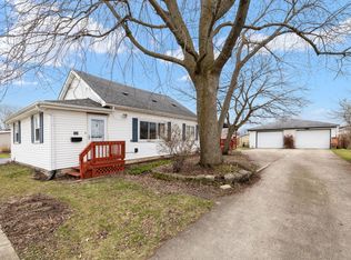 523 Whelan St, Lockport, IL 60441