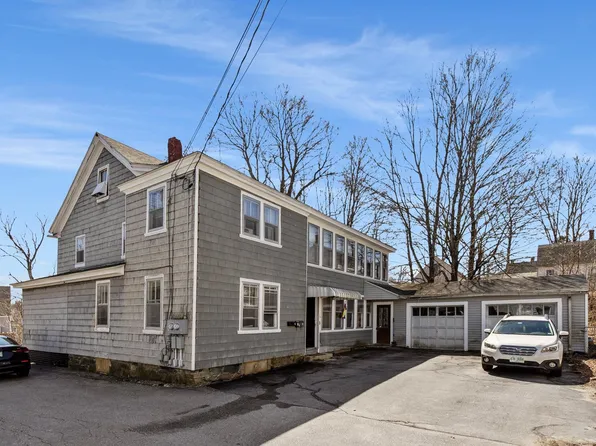 7 1/2 Spring Street, Newmarket, NH 03857