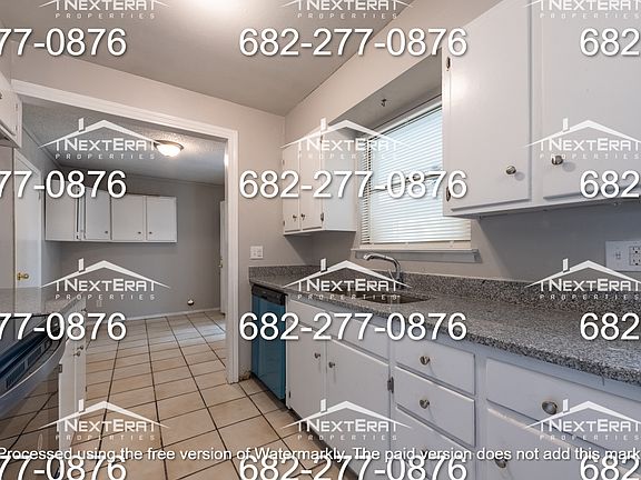 3rd image of 1010 Van Horn St
