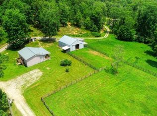 3282 Williams Creek Rd, Oneida, TN 37841