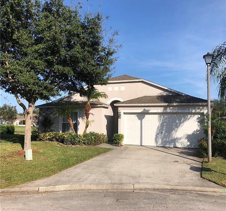 1st image of 1370 11th Ln