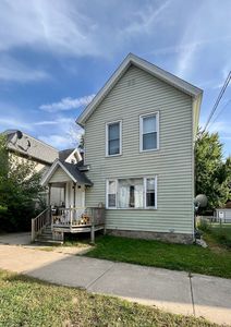 908 Chatham St NW, Grand Rapids, MI, 49504