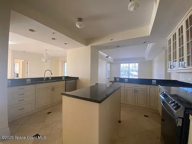2240 Front St #104 — Photo 9