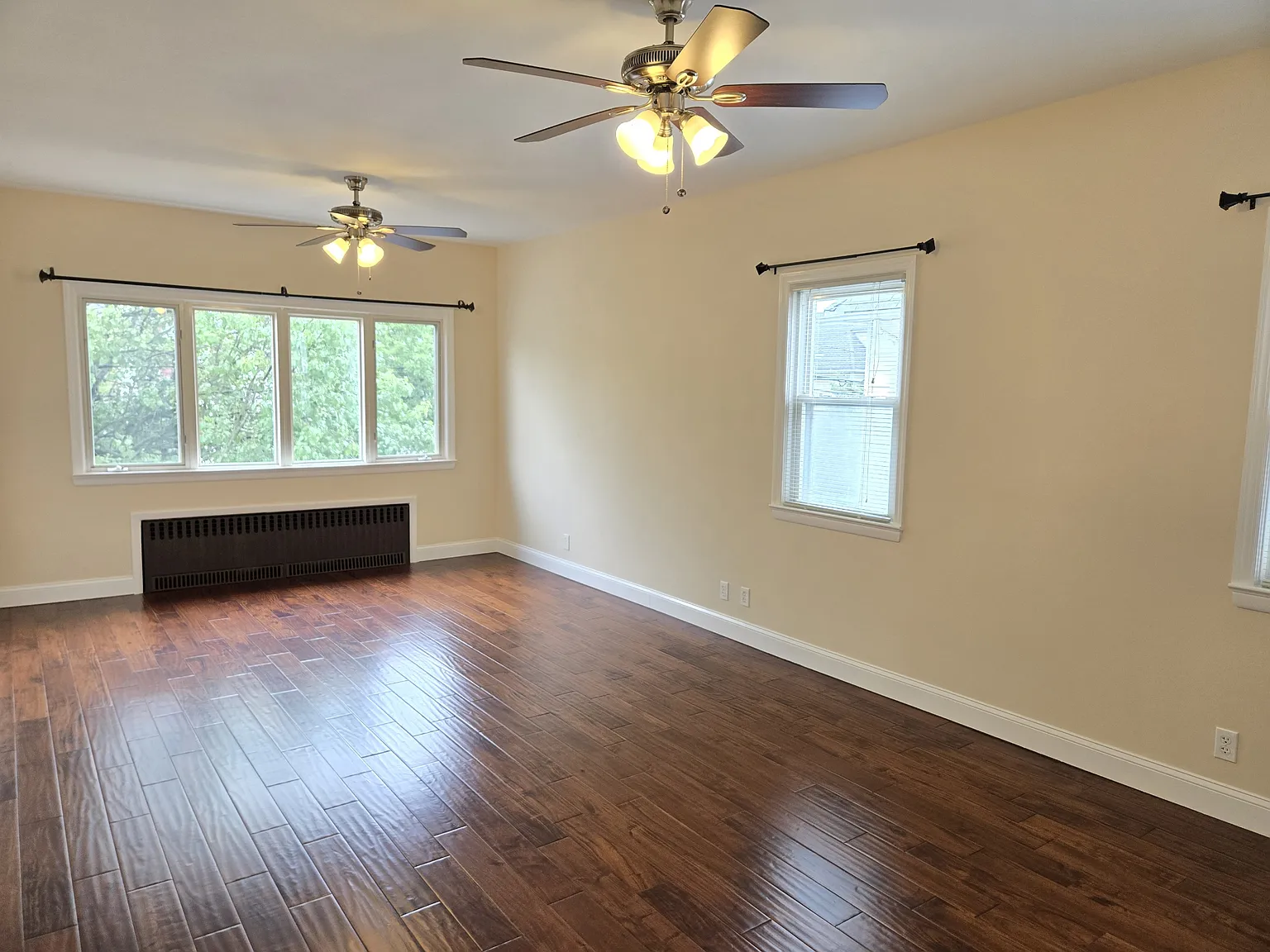 1 bed, $2,400 — Photo 3