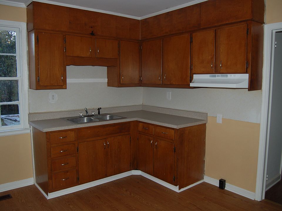 2nd image of 3487 Austin Ave