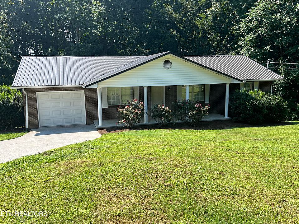 1st image of 3839 Dovefield Ct