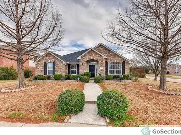 2nd image of 2068 Pinenut Dr