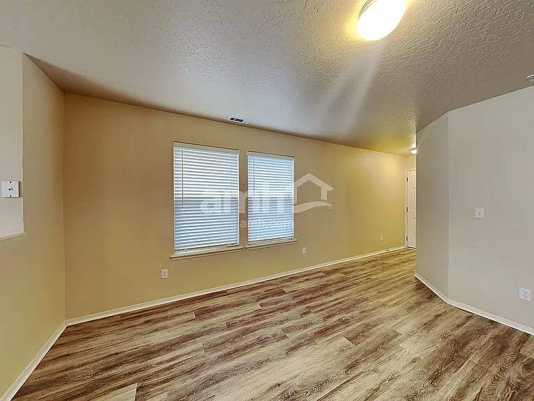 9417 W Hearthside Dr — Photo 4