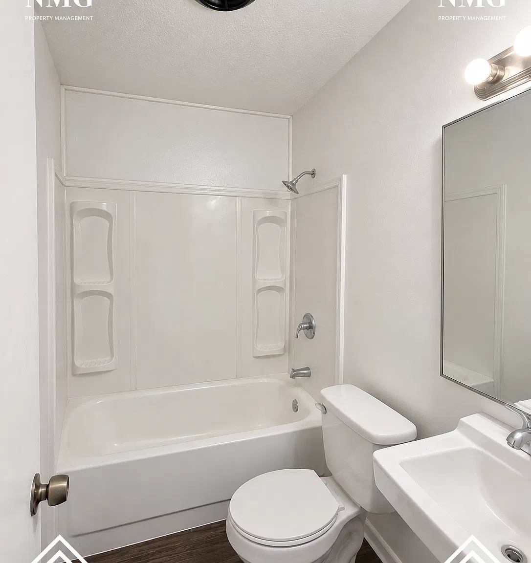 1069 Brookley Street - 1 — Photo 4
