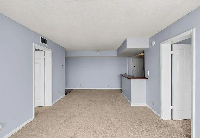 724 Executive Center Dr #31 — Photo 7