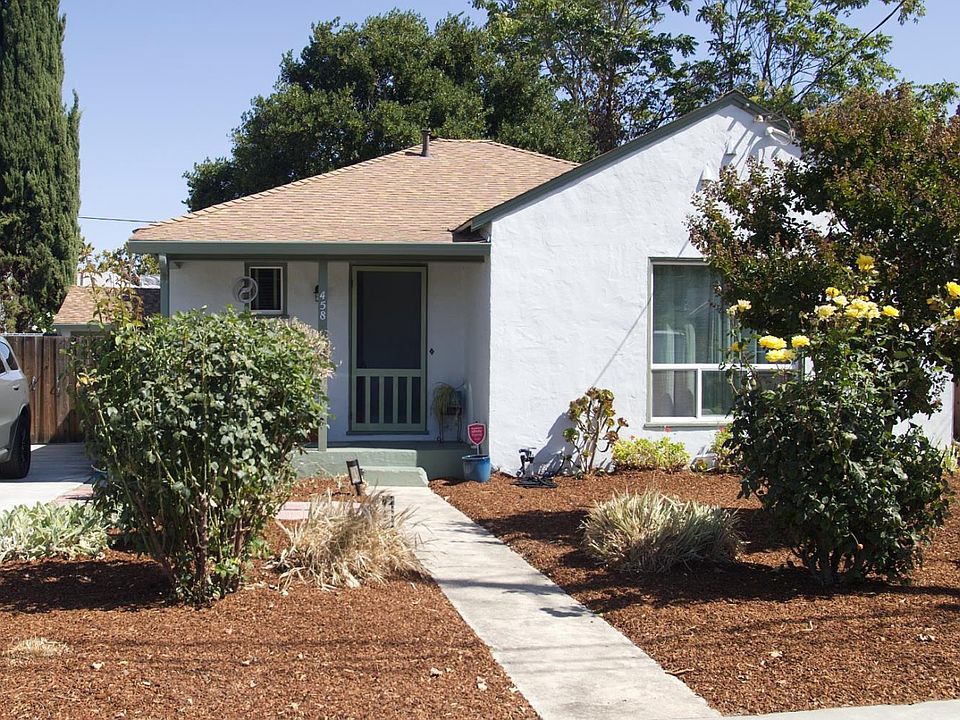 1st image of 458 Flagg Ave