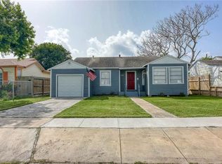 1018 Acacia Dr, Corpus Christi, TX 78408