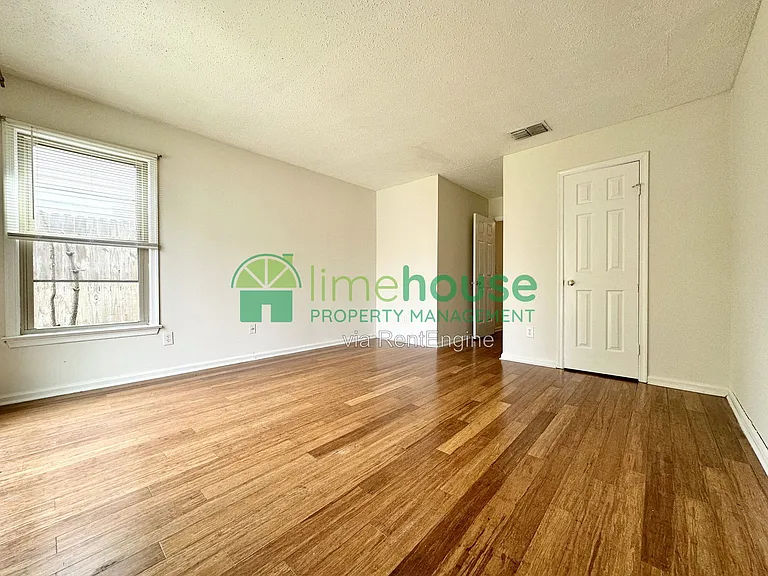 1316 Wellfleet Ct — Photo 7