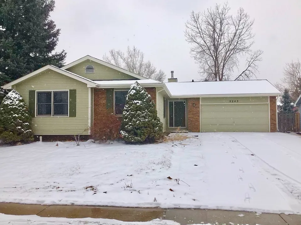 2243 Cedarwood Dr