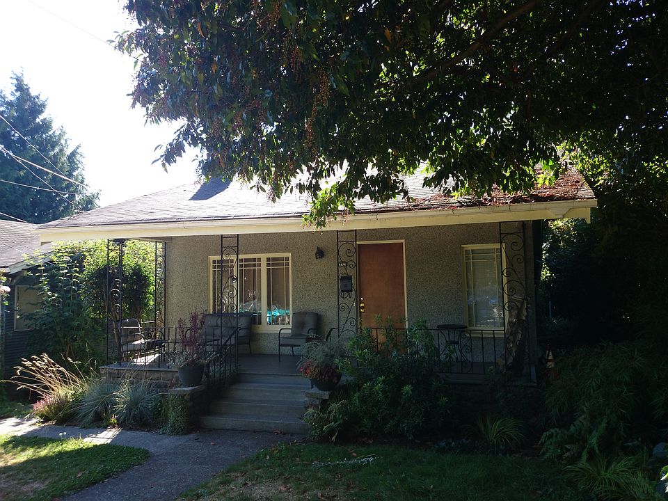 2nd image of 6525 16th Ave NE