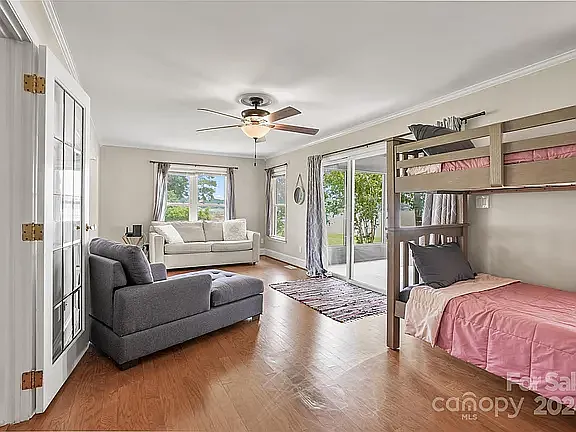 120 Surfside Ln — Photo 26